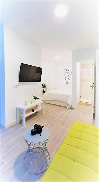Coqueto Apartamento Nuevo En Pleno Centro De Algeciras Bb Exteriör bild