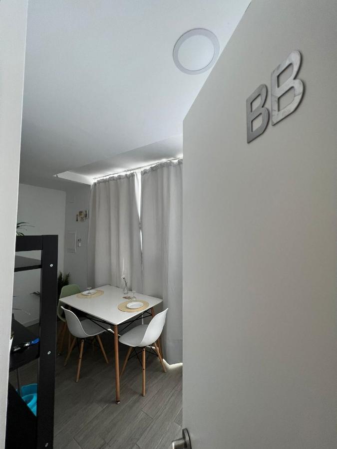 Coqueto Apartamento Nuevo En Pleno Centro De Algeciras Bb Rum bild