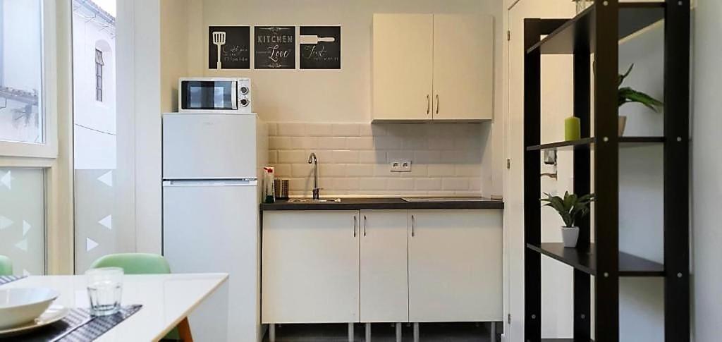 Coqueto Apartamento Nuevo En Pleno Centro De Algeciras Bb Exteriör bild