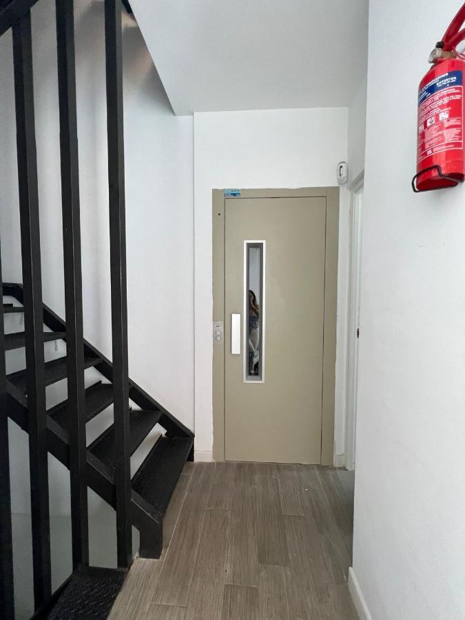 Coqueto Apartamento Nuevo En Pleno Centro De Algeciras Bb Exteriör bild